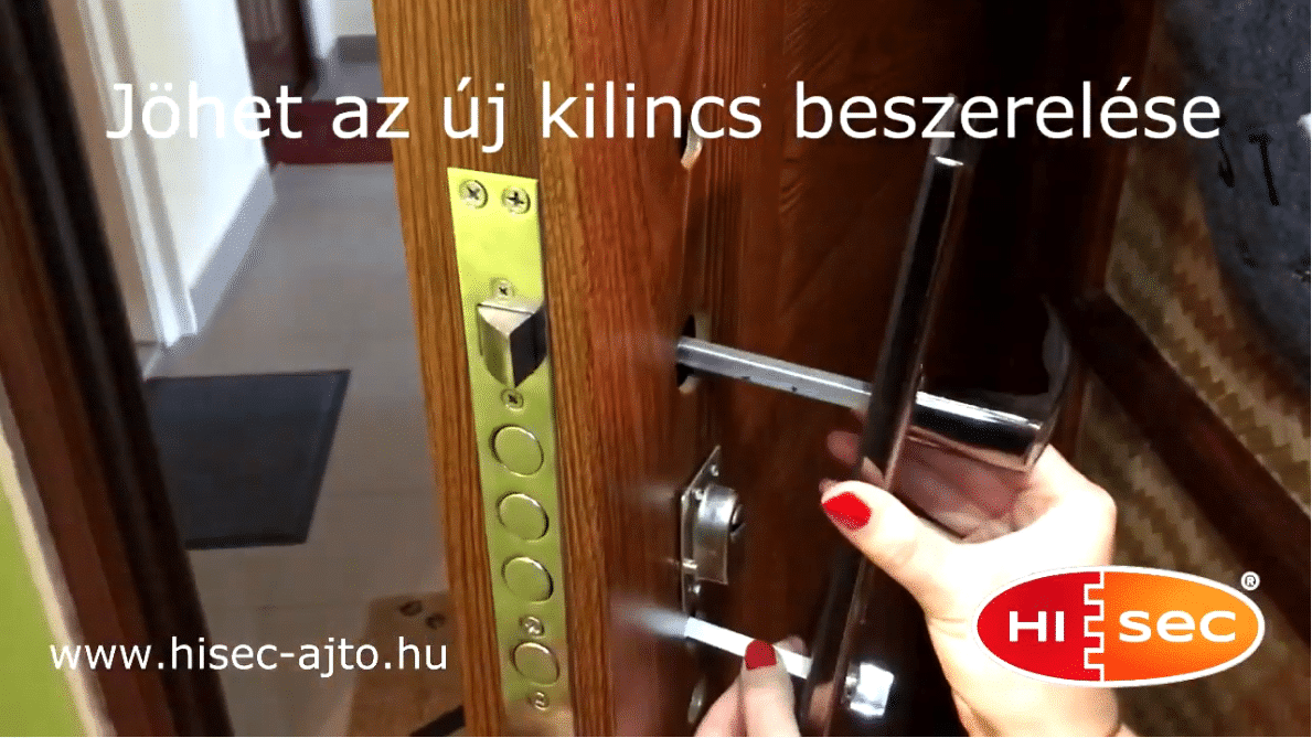 Kilincs cseréje egy HiSec biztonsági acél bejárati ajtóban